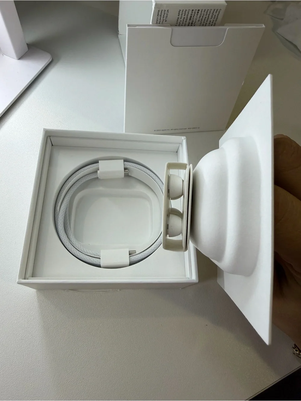 Apple airpods pro